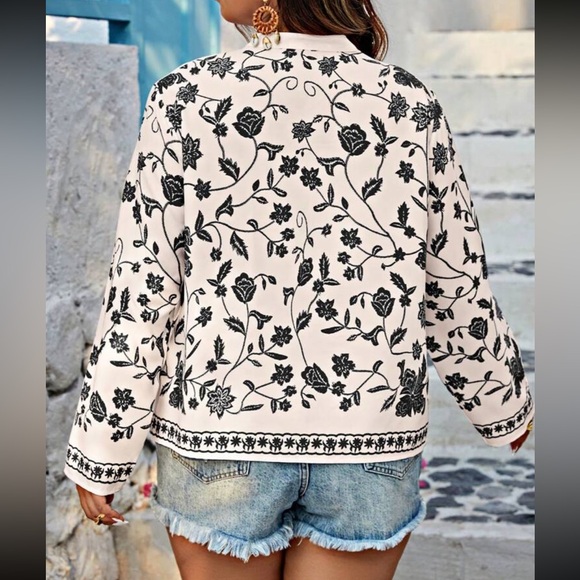 Boho Plus Size Floral Paisley Print Button Down Shirt Top Blouse - Picture 2 of 12